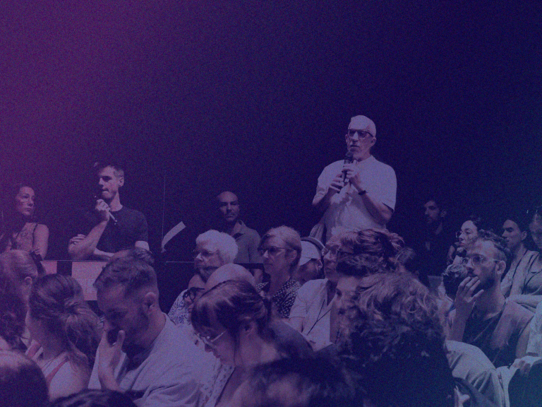 Spectacle vivant, scènes numériques